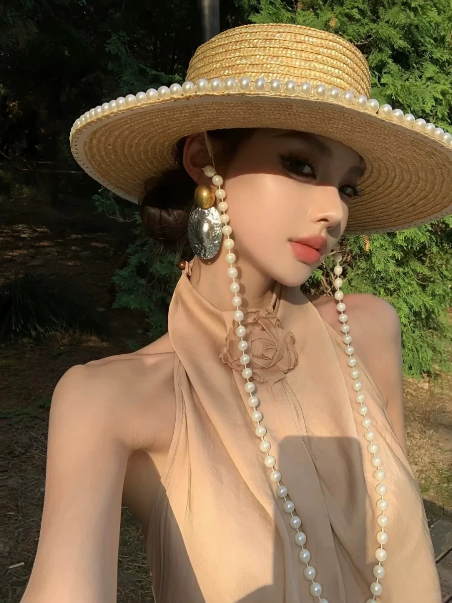 Cowboy Hat Straw - レディース向け新作夏ファッションパールチェーンストローハット、ビーチ用つば広サンシェードハット、パナマジャズカウボーイハット、デザイナーハット